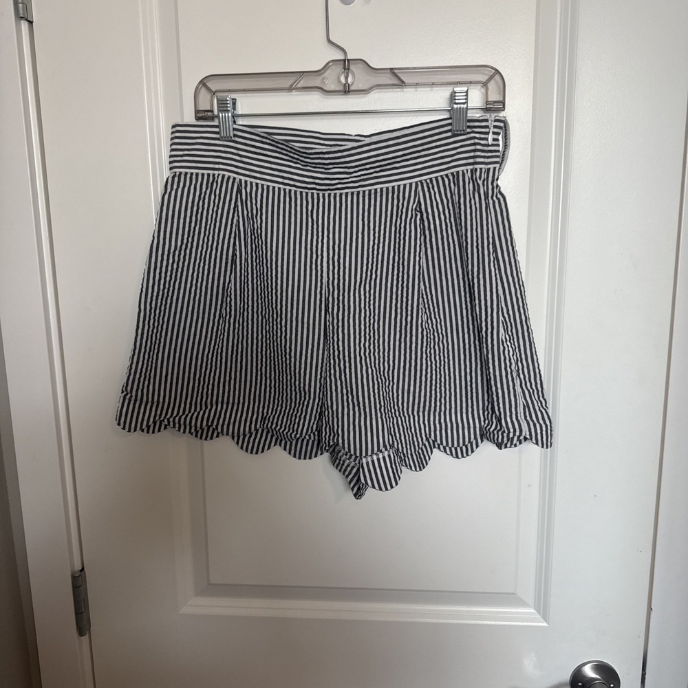 H&W Striped Ruffle‎ Shorts Side Zipper Size 12